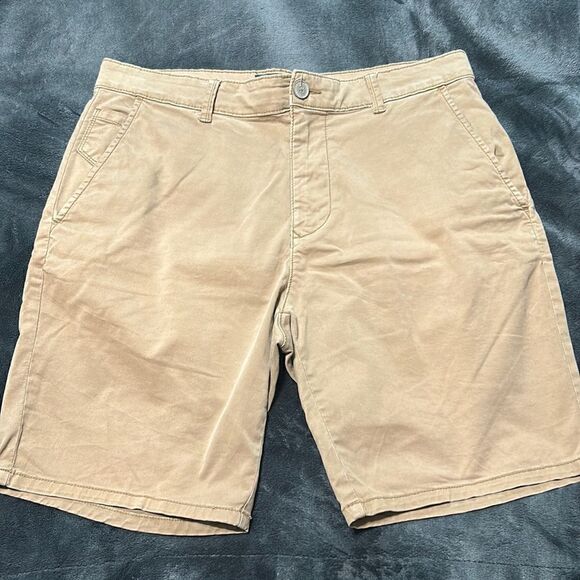 American Rag Khaki Shorts - Picture 1 of 6